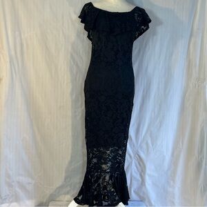 Fashion Nova Black Lace Maxi Dress Ruffle Hem & Shoulders Bodycon Sleeveless M👍